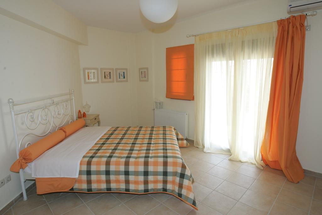 Erofili Villas Lourdata  Ruang foto