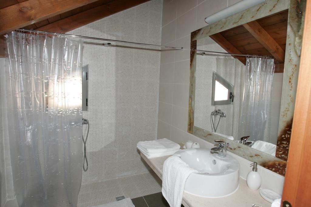 Erofili Villas Lourdata  Ruang foto