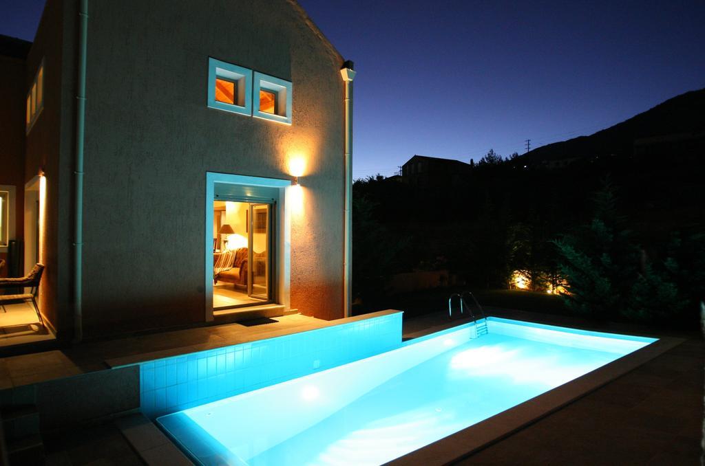 Erofili Villas Lourdata  Ruang foto
